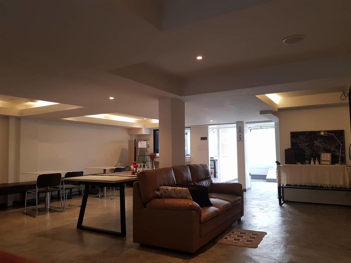 Citi Square By Battery Park Hostel Chiang Mai Exterior photo